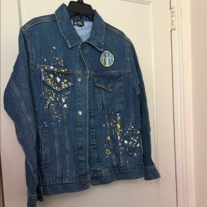 NWT WNBA reese sky Denim Jacket with Paint Splatter and Patch size: M